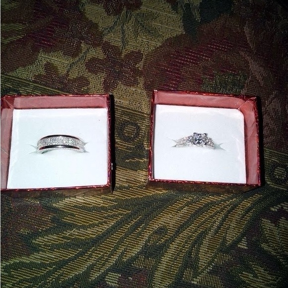 Promising ring - Picture 3 of 3